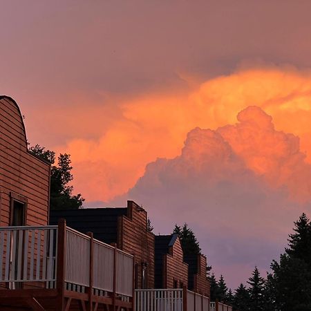 Gory Stolowe Camp -Miejsce Na Kamper, Przyczepe Lub Namiot Radkow Exterior foto