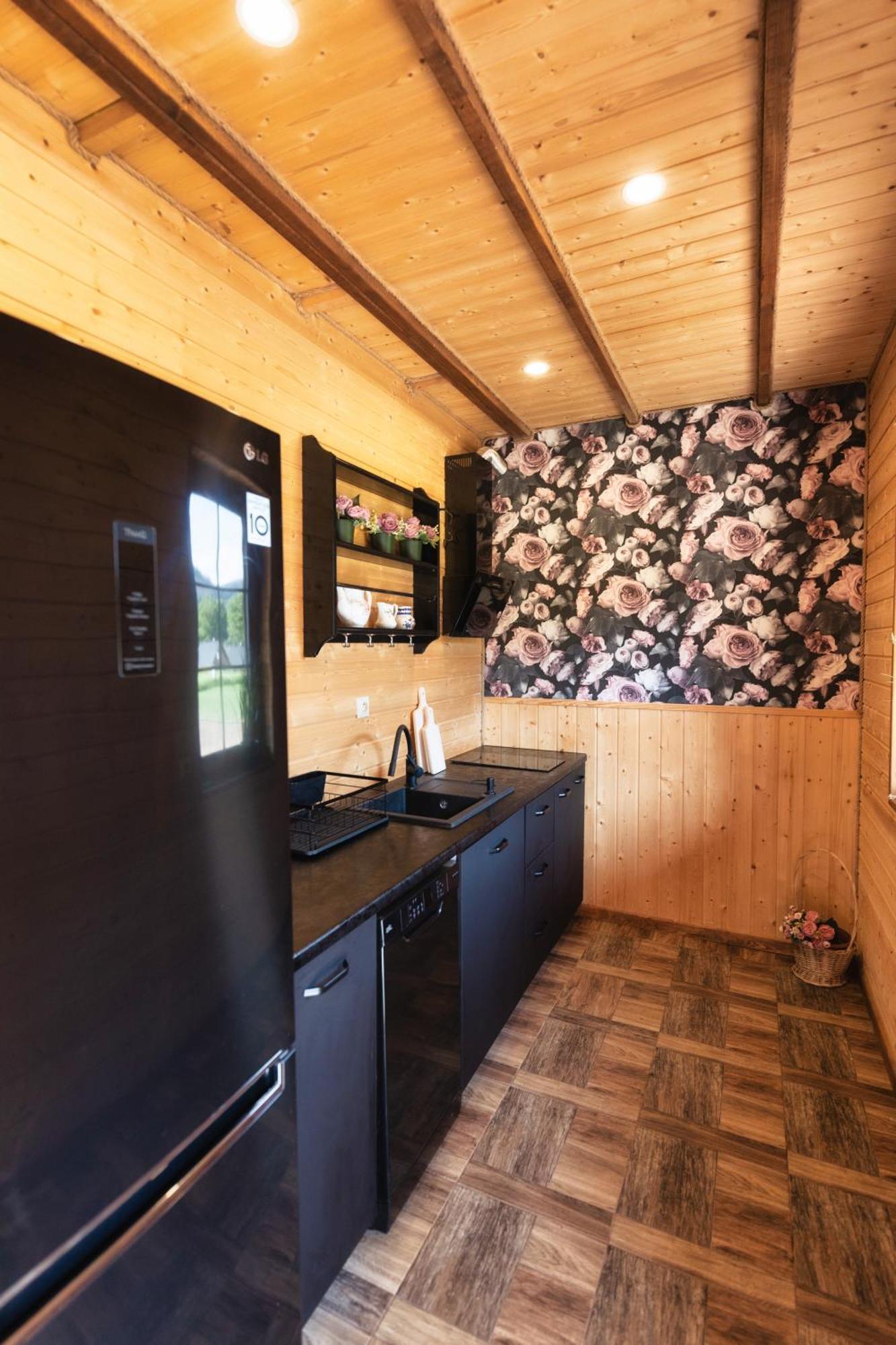 Gory Stolowe Camp -Miejsce Na Kamper, Przyczepe Lub Namiot Radkow Exterior foto